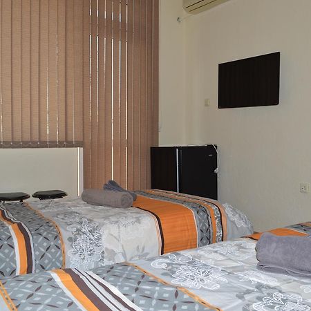 Dionis Hotel Petrich  Eksteriør billede