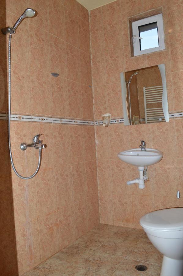 Dionis Hotel Petrich  Eksteriør billede